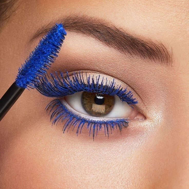 8d The Curl Long Waterproof Blue Mascara