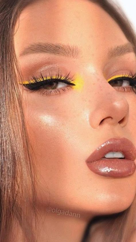 WaterProof Colored Eyeliner